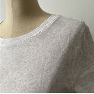 Athleta daily organic snake print tee